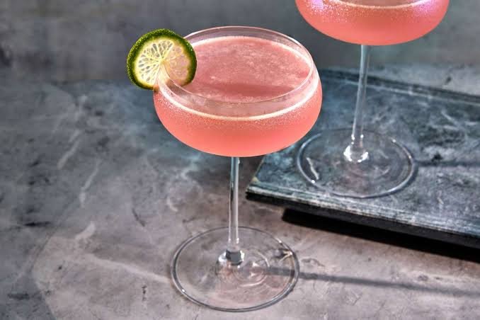 Cosmopolitan Das vielseitige Phänomen zwischen Lifestyle Kultur und Gesellschaft